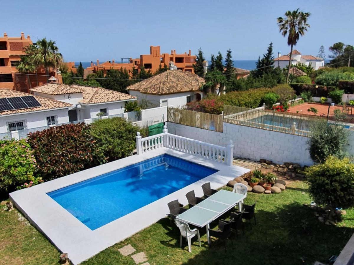 Beautiful 5 Bedroom Villa, Sea Views, Private Pool, Estepona Newly Refurbished Екстериор снимка