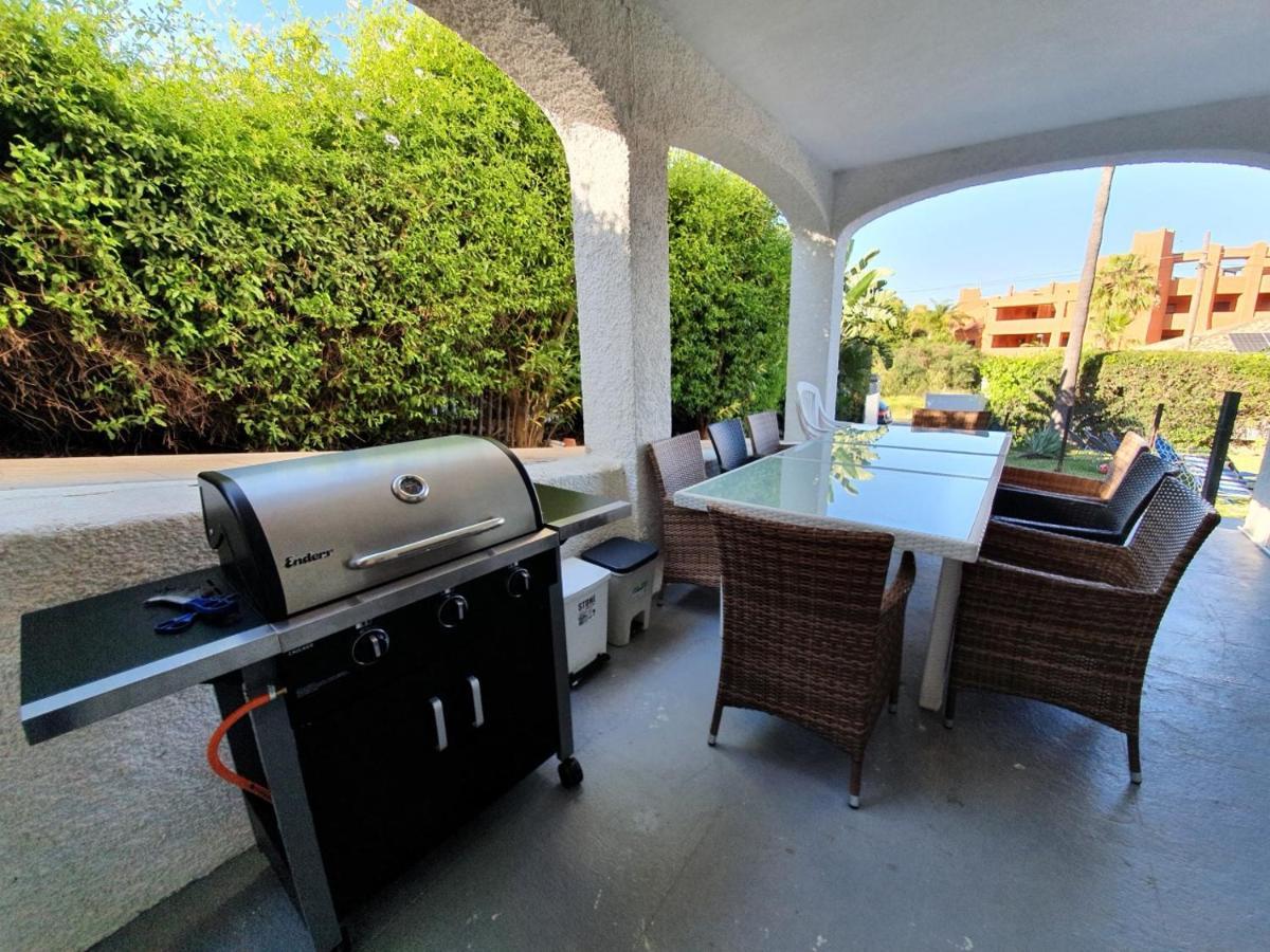 Beautiful 5 Bedroom Villa, Sea Views, Private Pool, Estepona Newly Refurbished Екстериор снимка