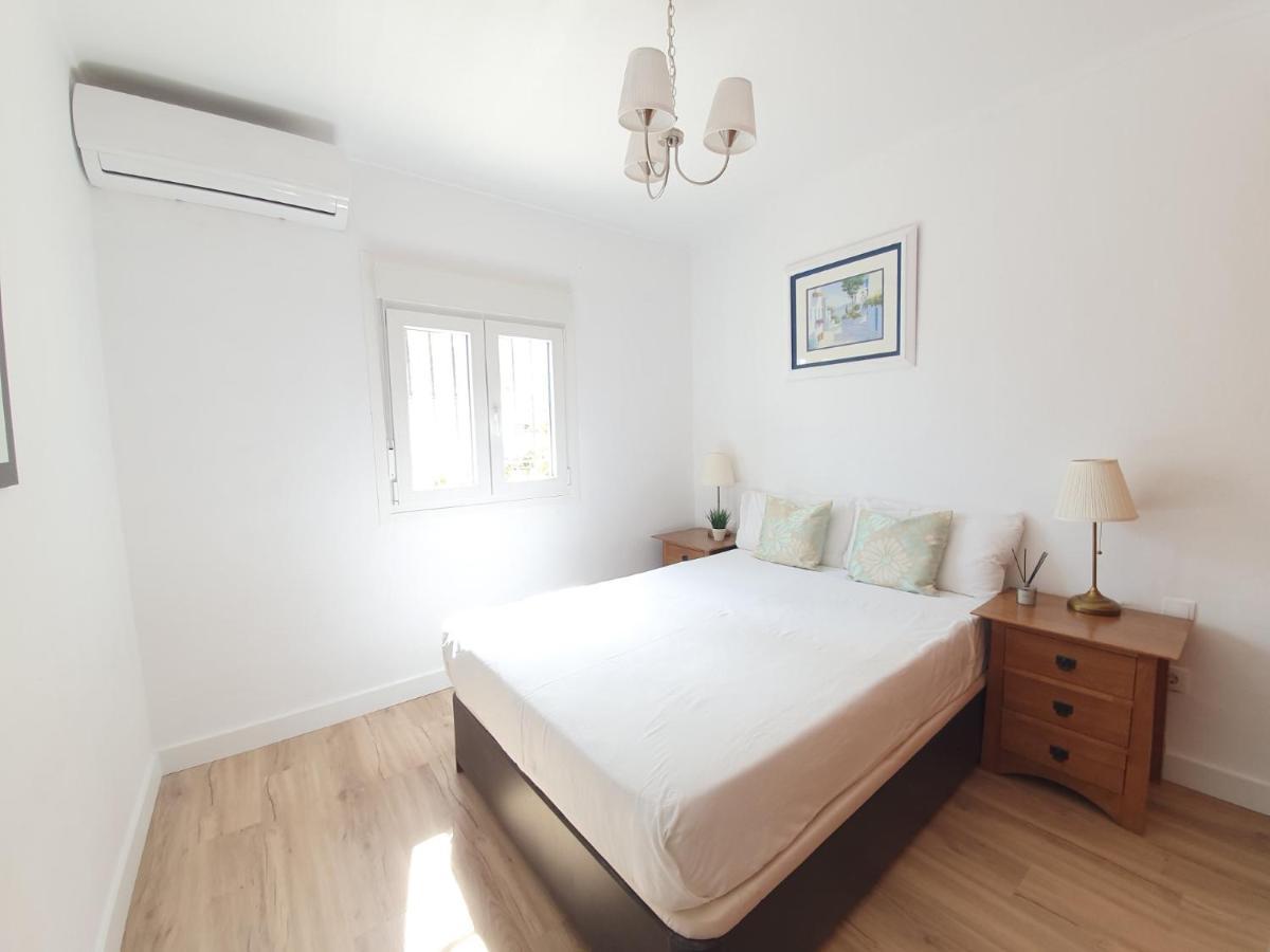 Beautiful 5 Bedroom Villa, Sea Views, Private Pool, Estepona Newly Refurbished Екстериор снимка