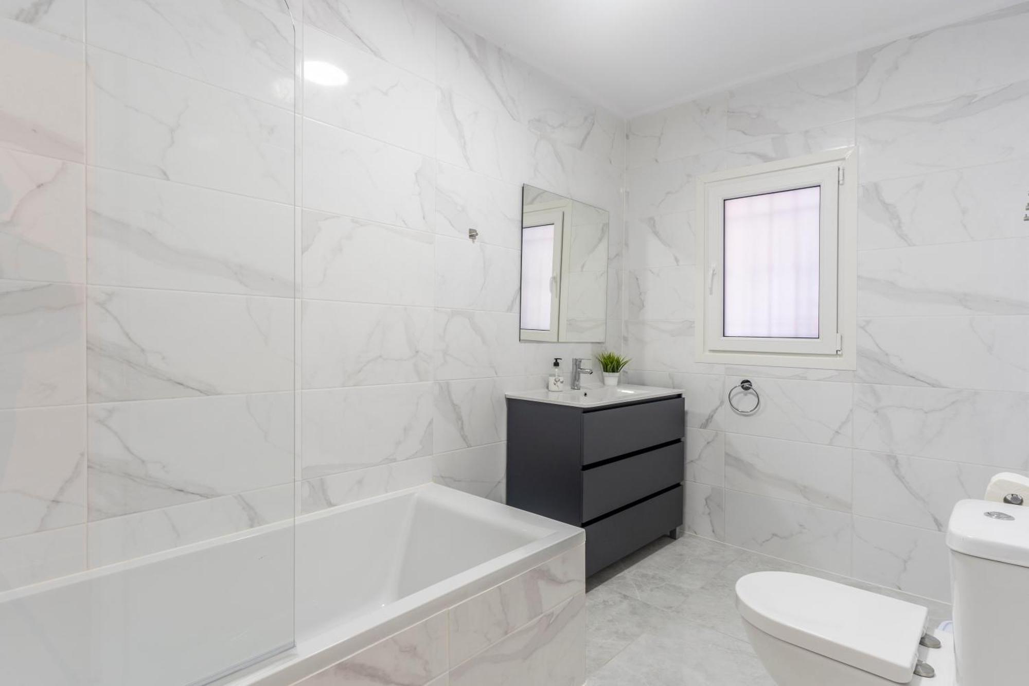 Beautiful 5 Bedroom Villa, Sea Views, Private Pool, Estepona Newly Refurbished Екстериор снимка